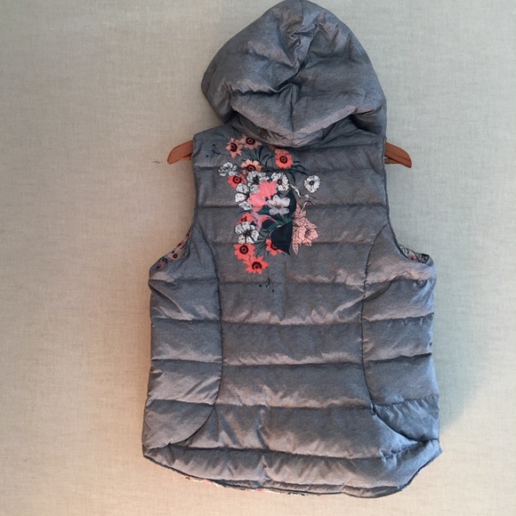 *SOLD*Anthropologie Pure + Good Perennial vest - Picture 6 of 8
